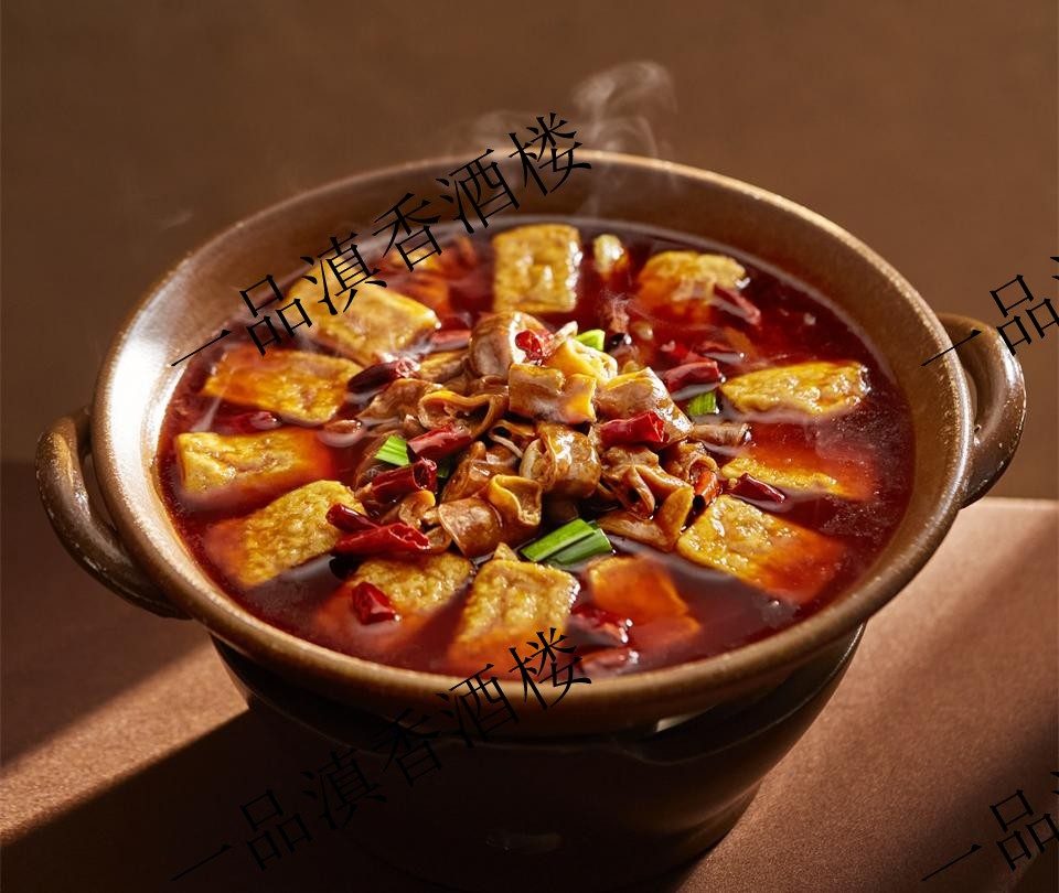 建水豆腐烧肥肠